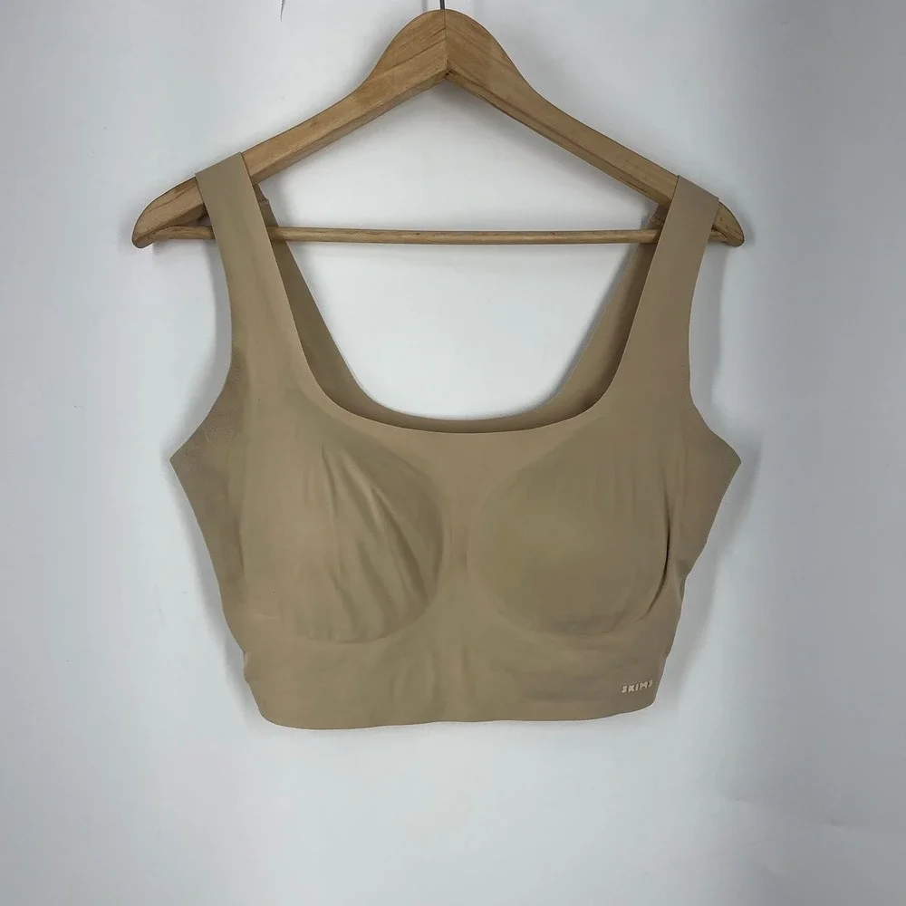 SKIMS Womens Seamless Scoop‎ Neck Bralette Sand Beige Wireless Bra
